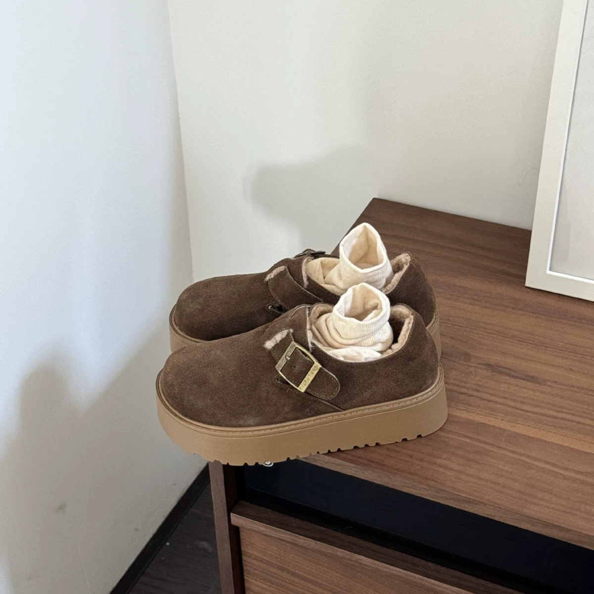 2025 новая зимняя обувь на толстой подошве Birkenstock с бархатом, тёплая обувь с глубоким носком, снеговые сапоги женские Birkenstock Loft, хлопковая обувь для женщин