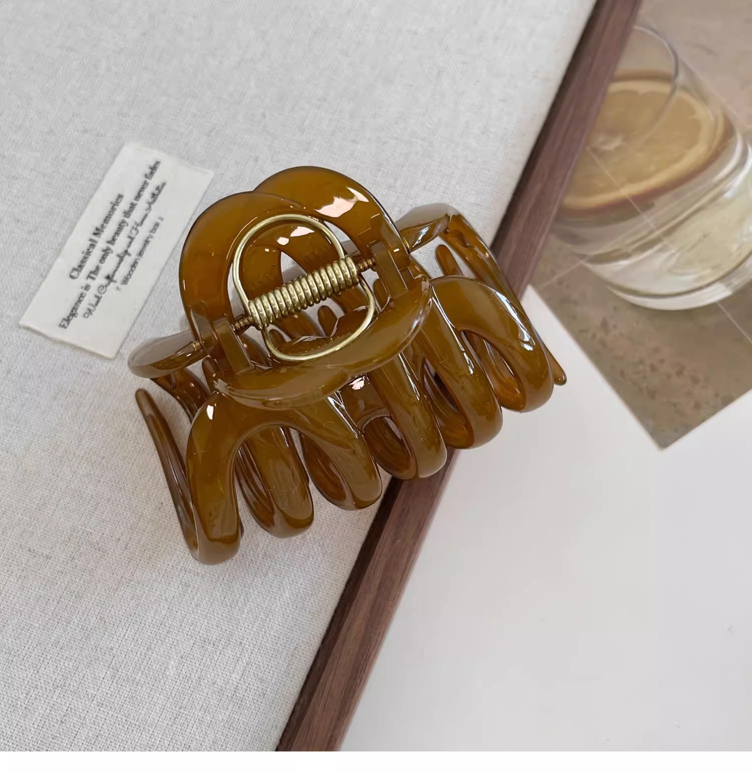 Mustard green pumpkin clip