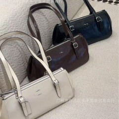 蔻家25新款Asher Shoulder腊肠犬法棍包复古油蜡牛皮腋下通勤女包