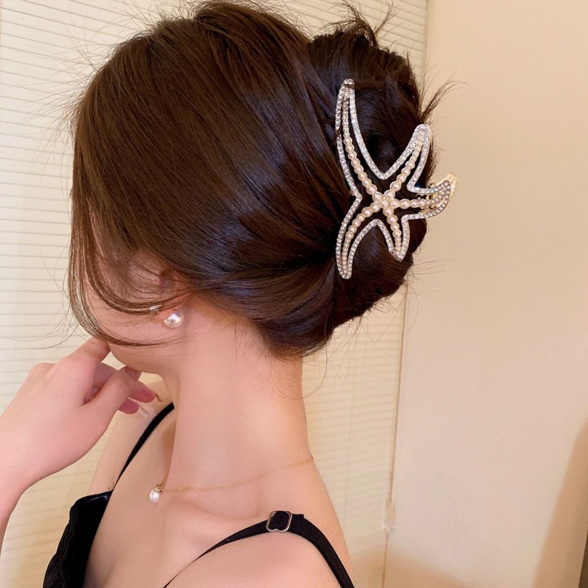 55g Weight Hair Claws Hair Accessories Type 1 Piece Quantity Holiday, Daily Occasion Alloy Material Color Block Pattern Women's Gender Inlay Design Simple Style, Classic Style Style Women's Simple Style Classic Style Color Block Alloy Inlay Hair Claws 4