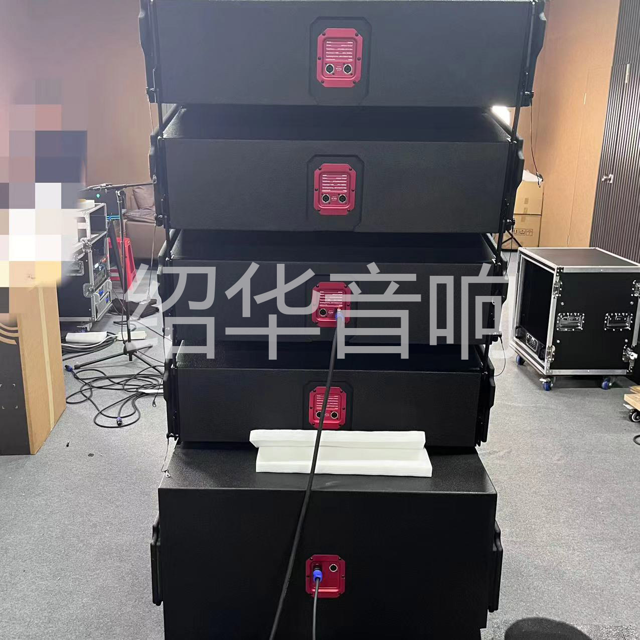 Fábrica directa altavoces de matriz de línea doble 12 pulgadas escenario al aire libre rendimiento de sonido barra de sonido KTV sistema de sonido