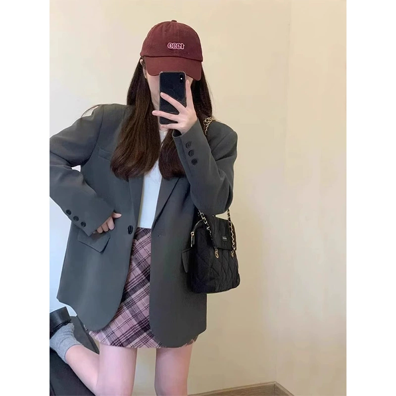 Старший оттенок серый маленький пиджак женский 2025 весна новый пригородной темперамент повседневный топ