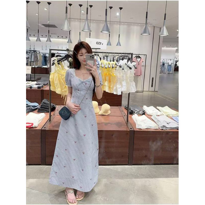 プラスサイズのフレンチパフスリーブブルードレス、優しくて美しい花柄スカート、ファットmmウエスト痩身スカート、女性夏用|undefined