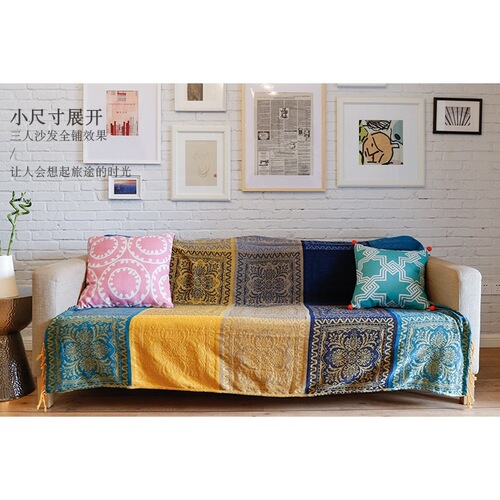 Outdoor camping blanket, sofa blanket, cover blanket, air-conditioning blanket, woven jacquard blanket, chenille blanket, travel blanket, bedside blanket