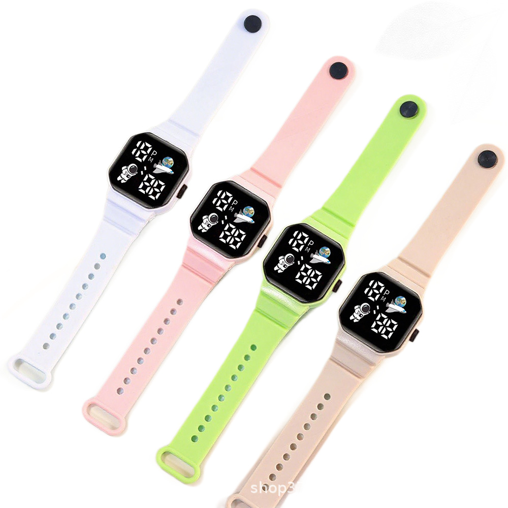 Ventas transfronterizas A2 astronauta tierra reloj LED reloj de pulso reloj electrónico de deportes digitales estudiantes reloj electrónico de botón