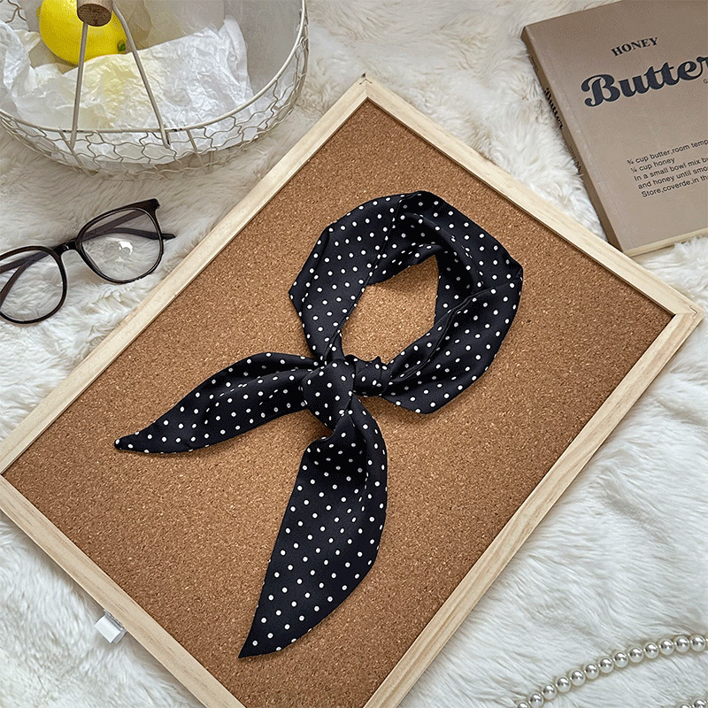 Punto de onda fondo negro