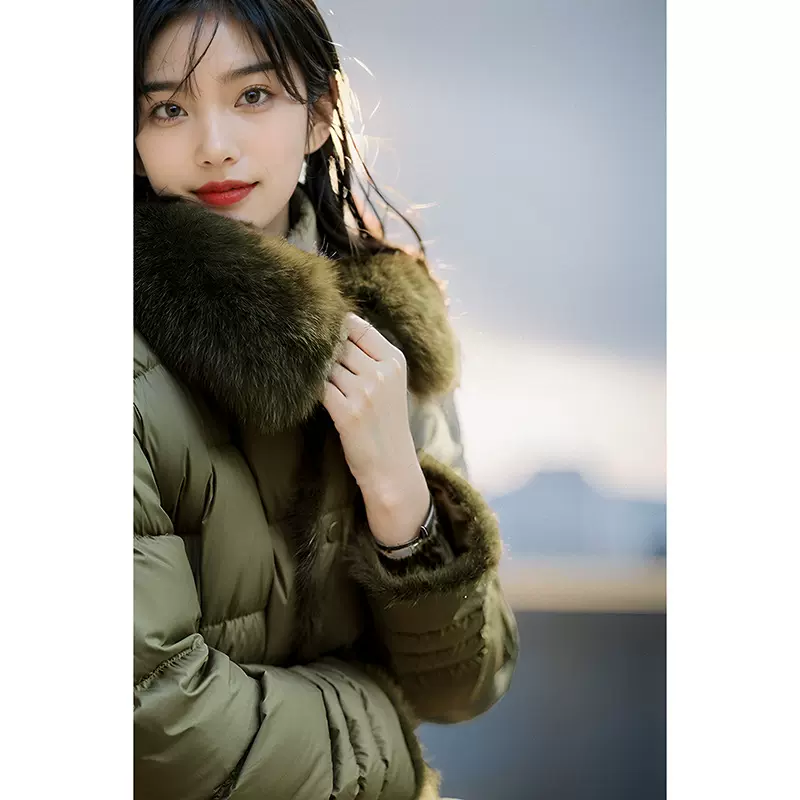 2024冬季新款大毛领气质小廓形宽松显瘦女外套保暖翻领上衣羽绒服