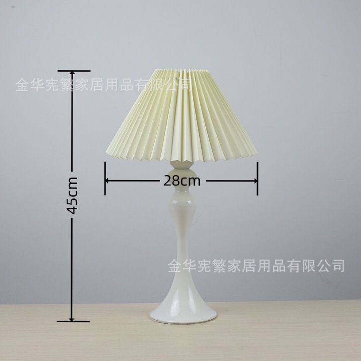 Red transfronteriza moderna simple tela shell decoración de hogar lámpara de escritorio de cama estudio lámpara de dormitorio hotel