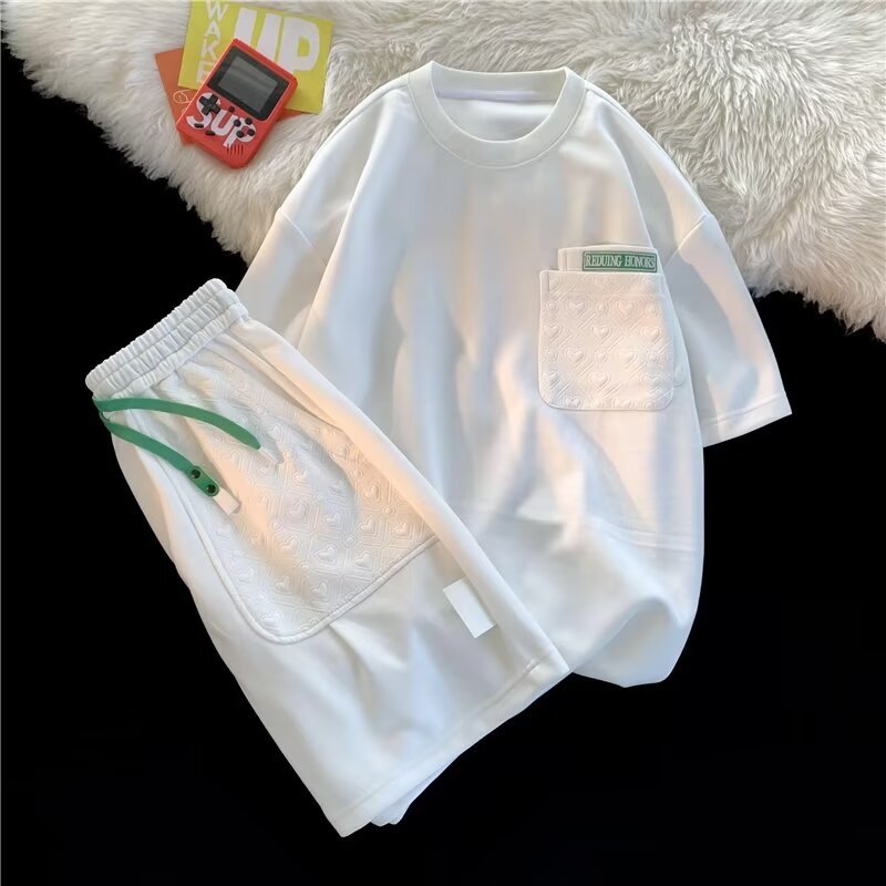 2024 New Hong Kong Style Niche Heart Pattern Summer Loose Short Sleeve Shorts Set For Men And Women Couples Two-Piece_voghion.com
