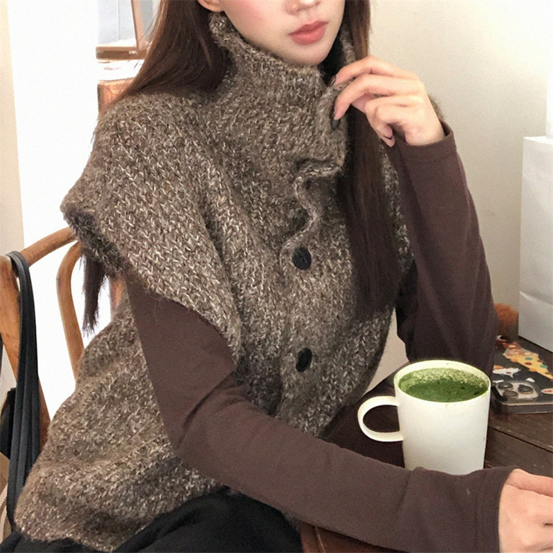 New casual style sleeveless layered sweater vest LEKA Korean fashion high-neck knitted vest for women, Fall 2026 New casual style sleeveless layered sweater vest LEKA Korean fashion high-neck knitted vest for women, Fall 2026