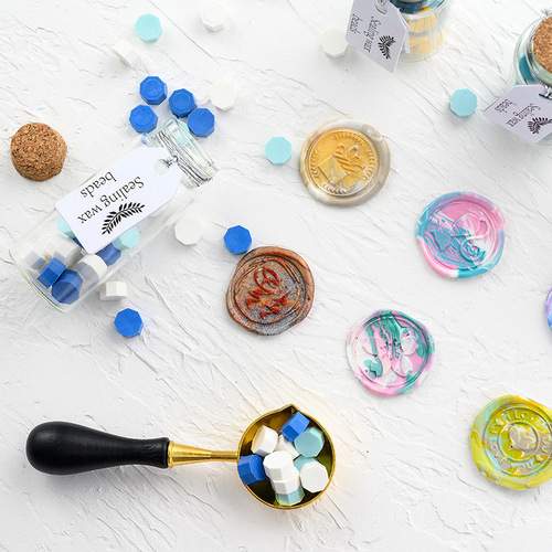 Bottled fire paint seal wax granules wholesale manufacturer creative macaron color 150 capsules 24 colors octagonal fire paint wax granules