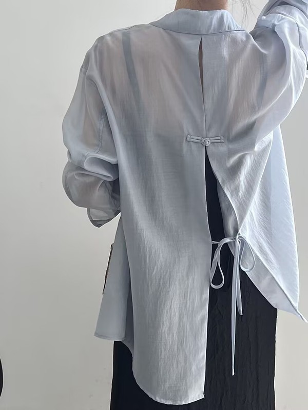 新中国式のボタンの薄い天糸の日焼け止めのシャツの女性の夏は長袖の上着の国風のカジュアルでゆったりしているシャツを開きます。|undefined