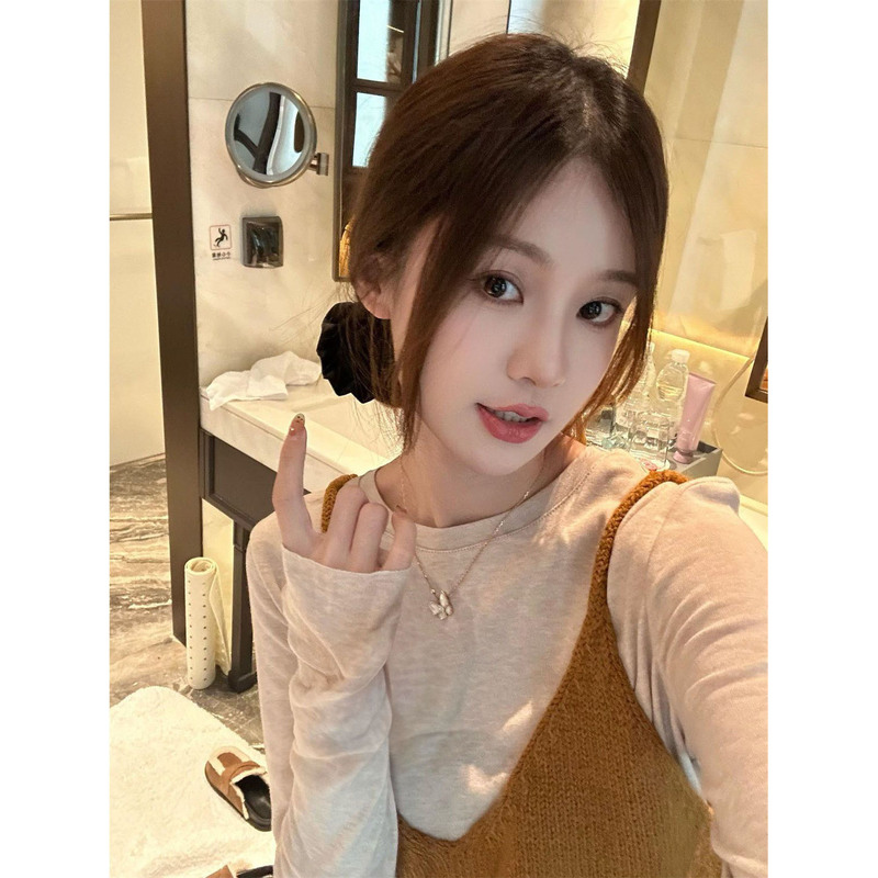 早秋甜妹一整套穿搭短款遮肉吊带针织马甲背心毛衣女+圆领内搭T恤|undefined