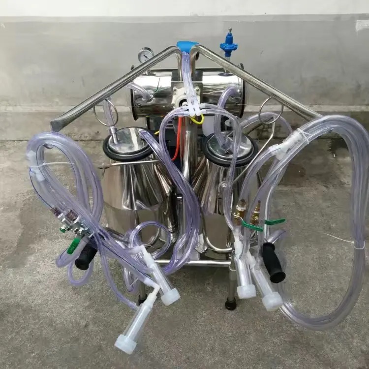 Máquina de ordeño tipo bomba de vacío móvil tipo pistón de cuatro extremos máquina de ordeño de succión de leche equipo de cría para vacas, ovejas y camellos