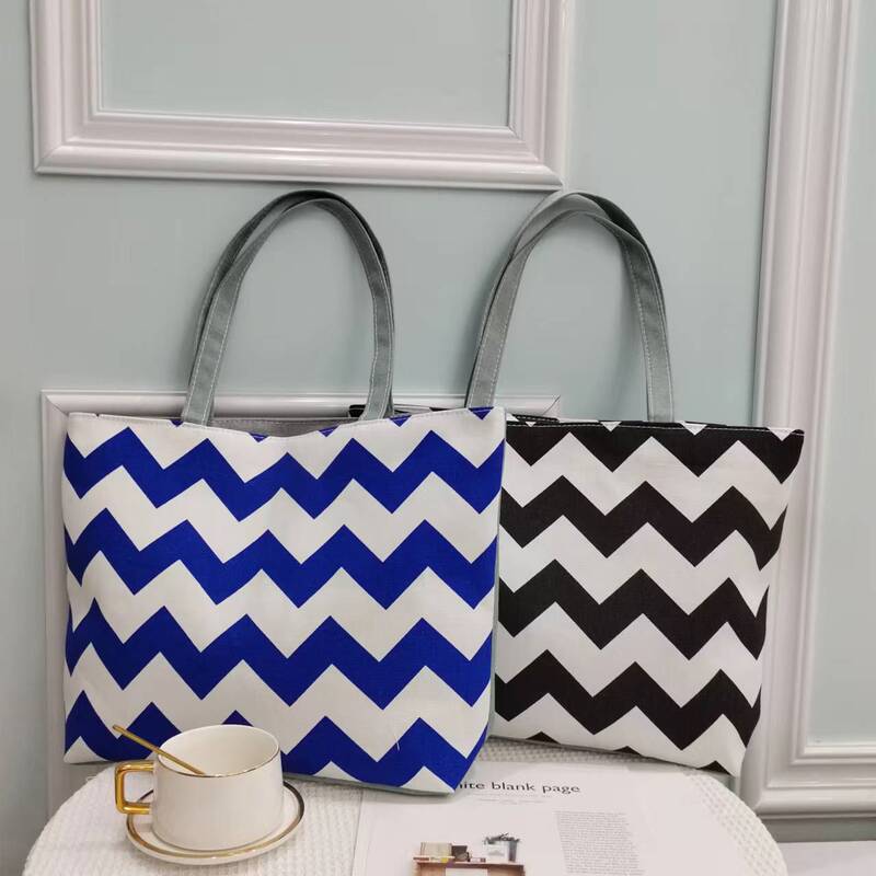 Canvas Bag for Women, New Striped Print Shoulder Tote Bag, Suitable for Daily Use and Travel, Wholesale in Stock