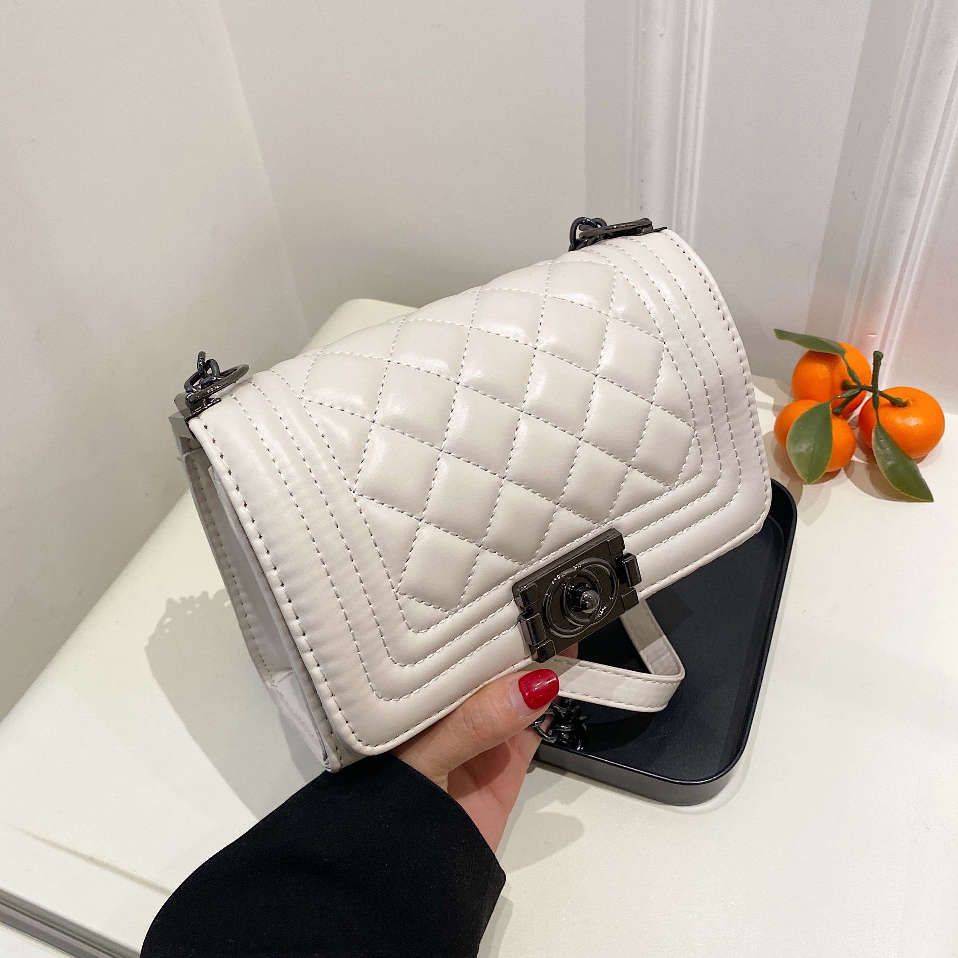 Bolsa de ombro feminina estilo coreano com corrente transversal_voghion.com