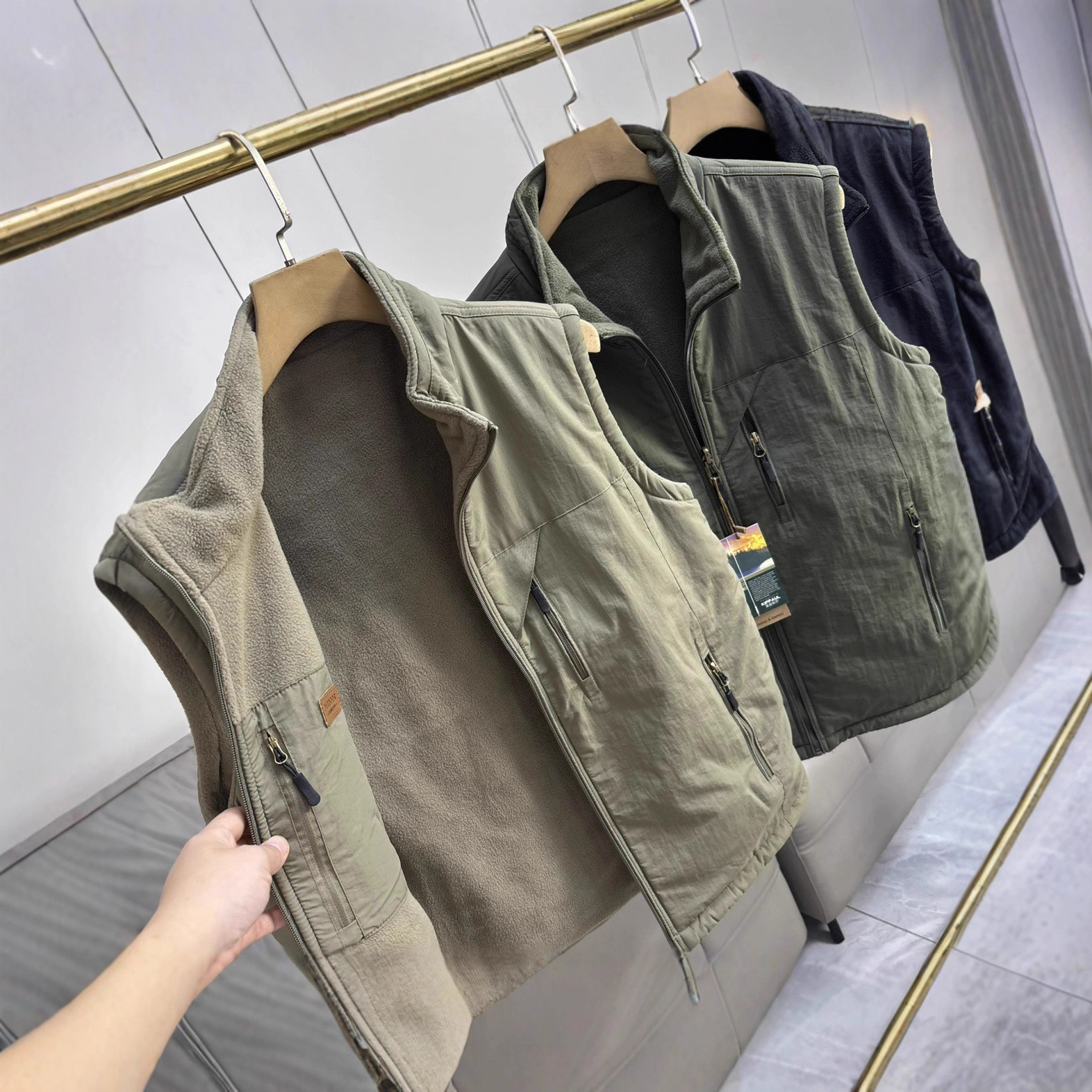 Reversible! Outdoor Waterproof + Fleece Foreign Trade Men's Autumn and Winter Solid Color Multi-Pocket Stand Collar Vest Jacket