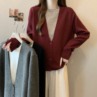 Autumn and Winter Breastfeeding Top Going Out Hot Mom Postpartum Wear Fake Two-piece Base Knitted Sweater Sweater