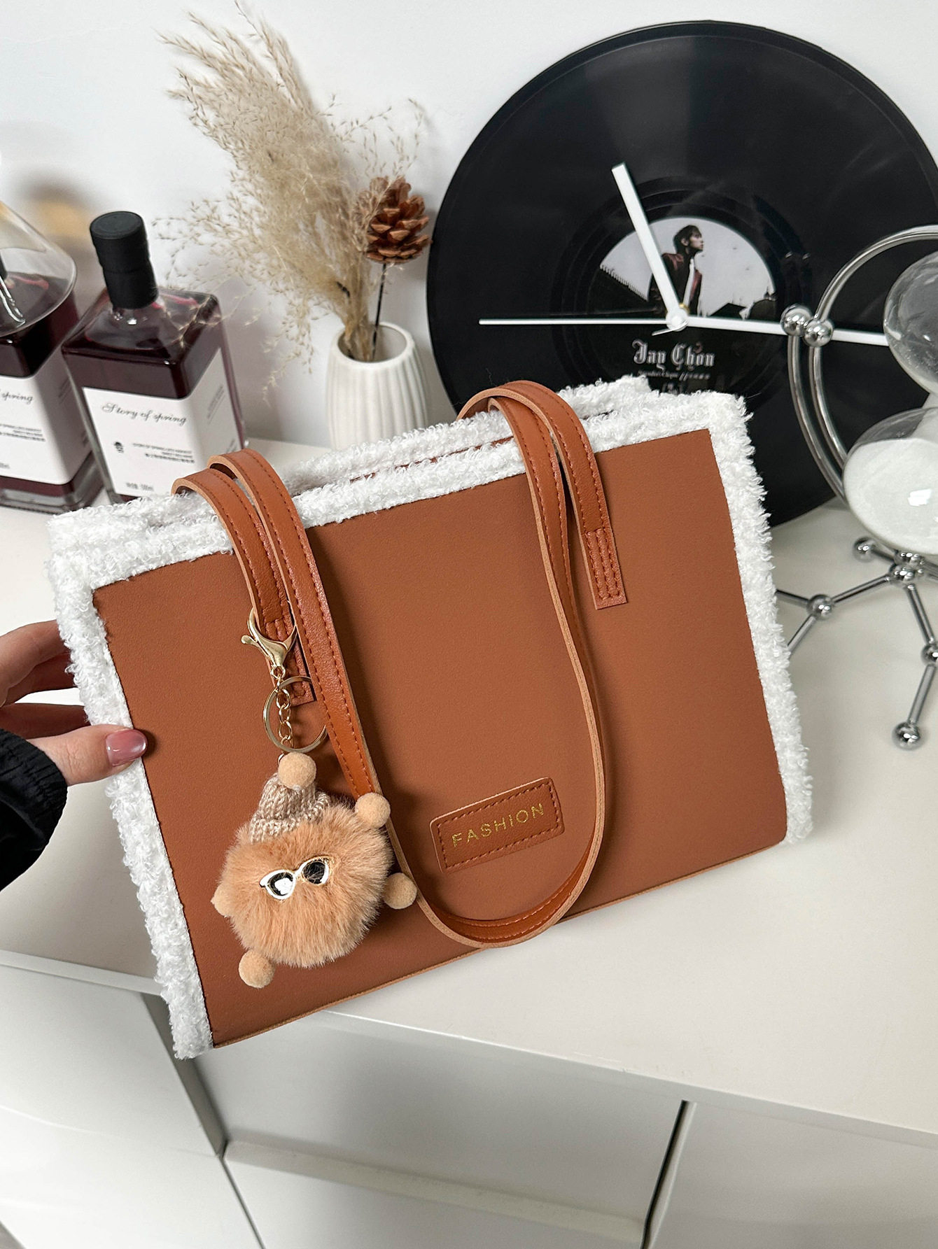 Chic Suede Velvet Tote Bag, Women's Cute Pendant Shoulder Bag, 2025 New Stylish Small Square Bag