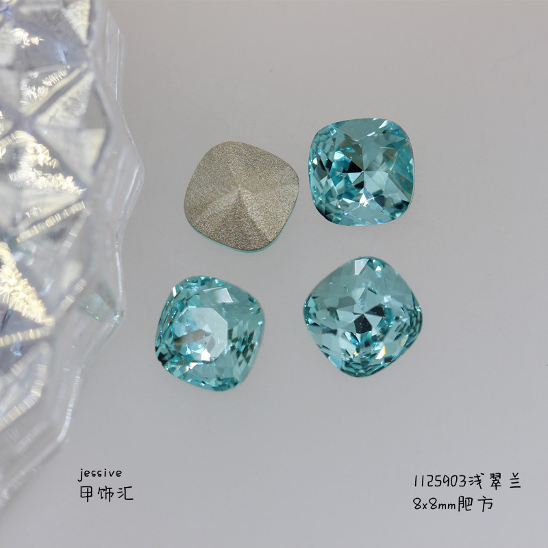 1125903 지방 스퀘어 8x8mm 얕은 녹색 난초