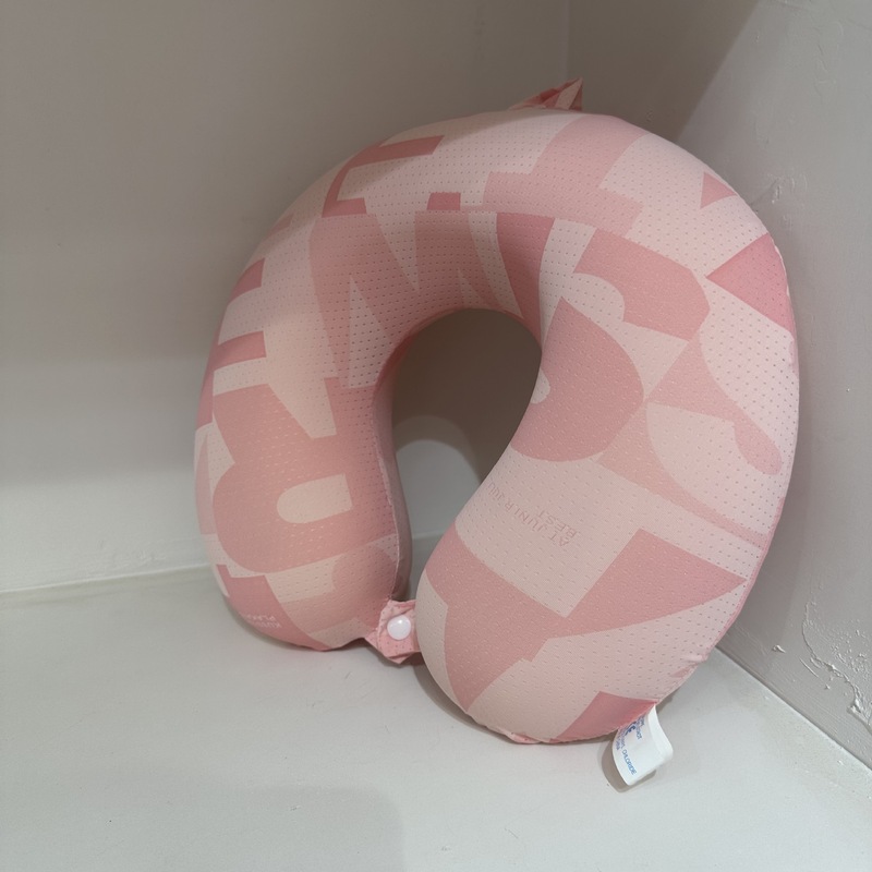 氷の糸の丸いプリントのu型枕の夏の記憶綿の氷の糸はゆっくりとスプリングバックします。|undefined