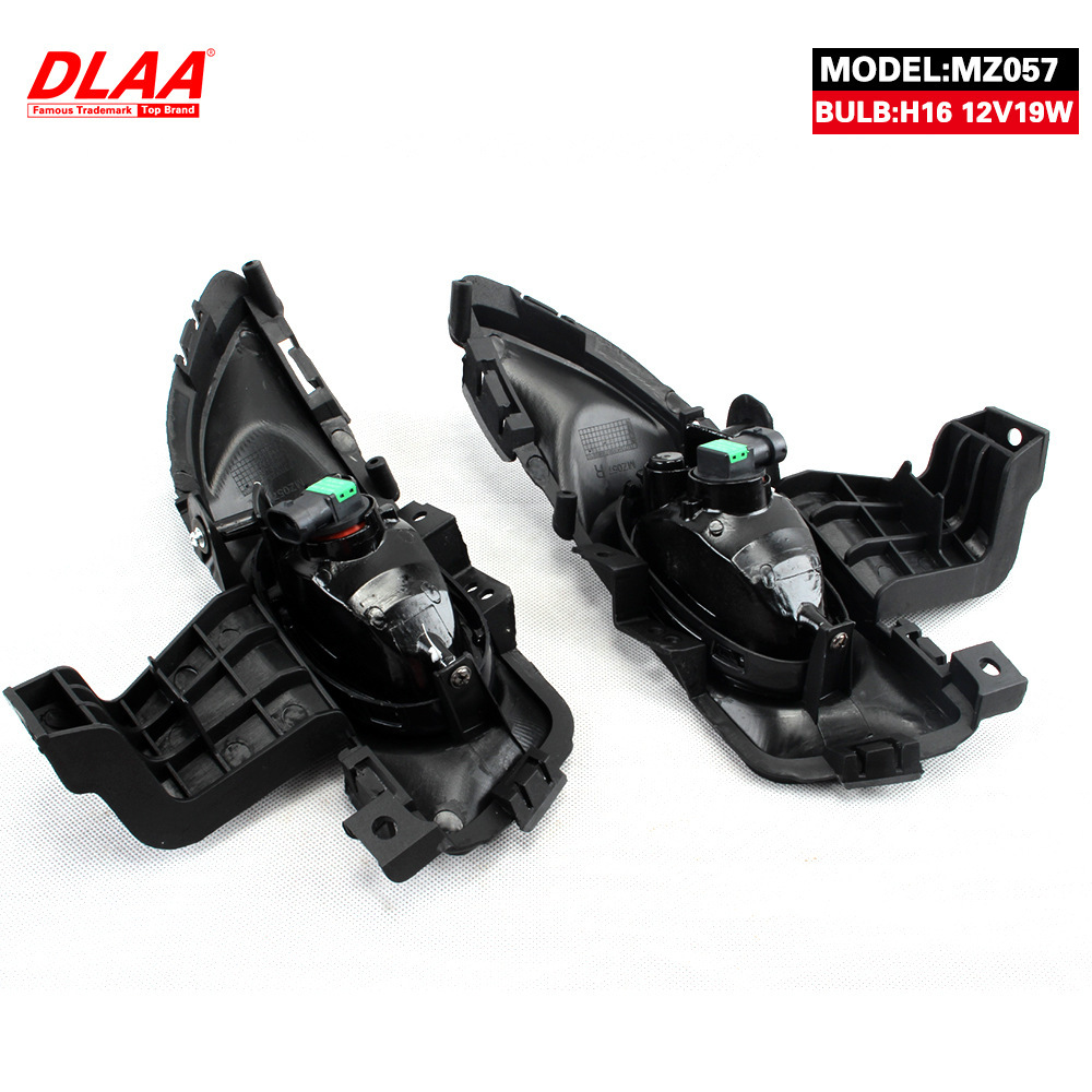 Aplicable a 04 05 06 07 Mazda 3 conjunto de lámpara de niebla delantera vieja M3 luz diurna luz de barra delantera
