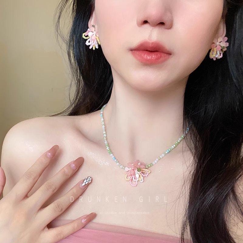 2026 Spring Oversized Enamel Flower Bracelet For Women, Big 3D Floral Statement Bracelet, Colorful Glossy Enamel Petal Jewelry, Boho Vintage Chunky Ch_voghion.com