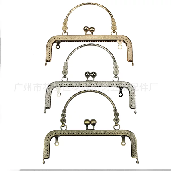 Hardware Luggage Accessories Guangzhou Direct Sales 18CM Square Embossed Three Flowers Hand-held Gold Large Size Three Colors Optional