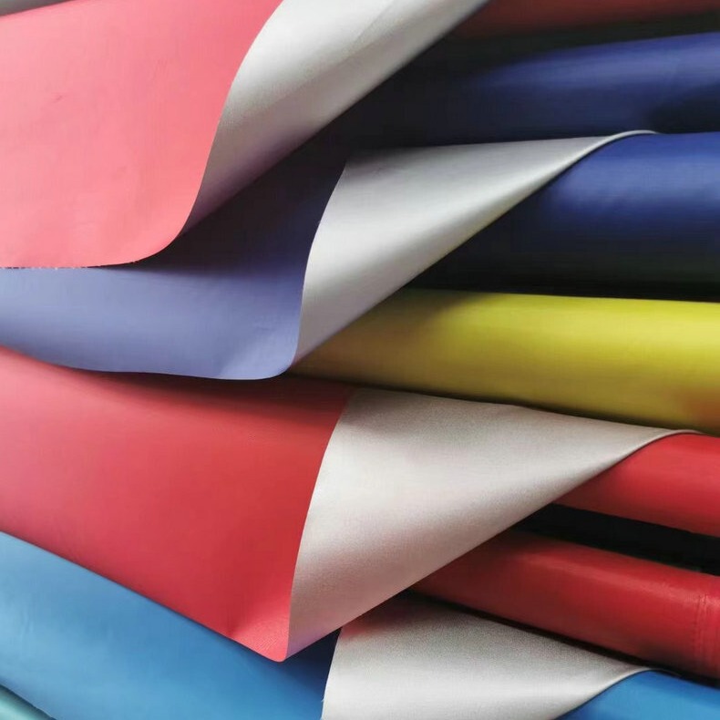 Spot Wholesale 210D 420D Silver Coated Shading UV Protection Tarpaulin Fabric for Four Corner Tent Wine Shed