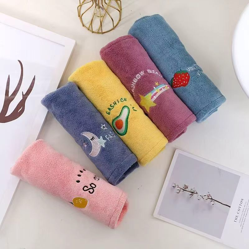 Grenzüberschreitender Bestseller - Bestickter Haartrockenhut, hochsaugfähig, Korallenvlies-Badekappe für Damen, Kopfwrap aus Polyester-Nylon-Korallenvlies-Badekappe