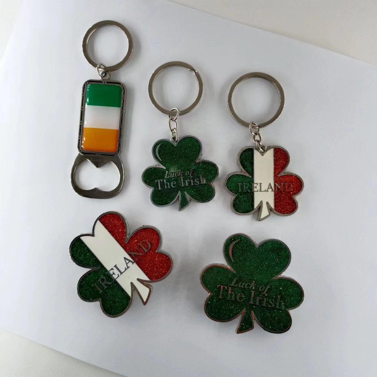 外贸热销新款时尚个性潮流爱尔兰节三叶草系列创意百搭钥匙扣挂件