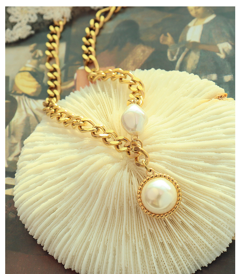 fashion geometric chain inlaid pearl 18k gold titanium steel necklace