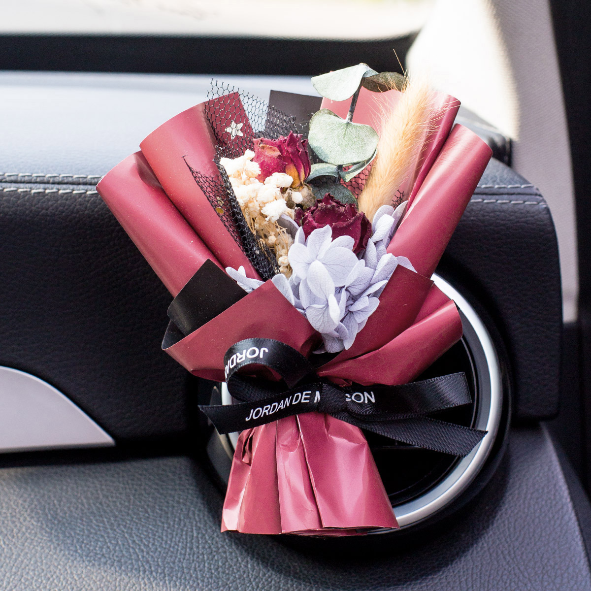 빨간 장미 유칼립투스 26송이