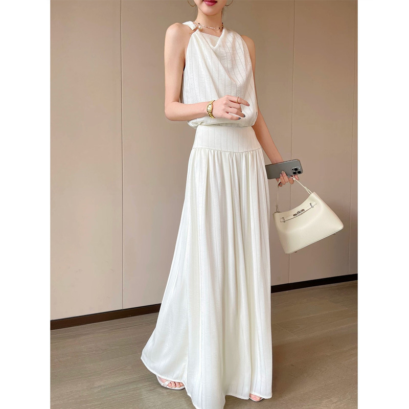 High-End Elegant Apricot Fashion Suit for Women 2026 Summer Metal Buckle Camisole Top and Floor-Length Wide-Leg Pants Two-Piece Set