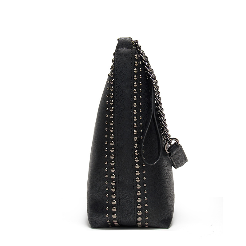 Fashion 2024 New Trendy Korean Rivet Bucket with Large Capacity Casual Versatile One Shoulder Diagonal Straddle Women's_voghion.com