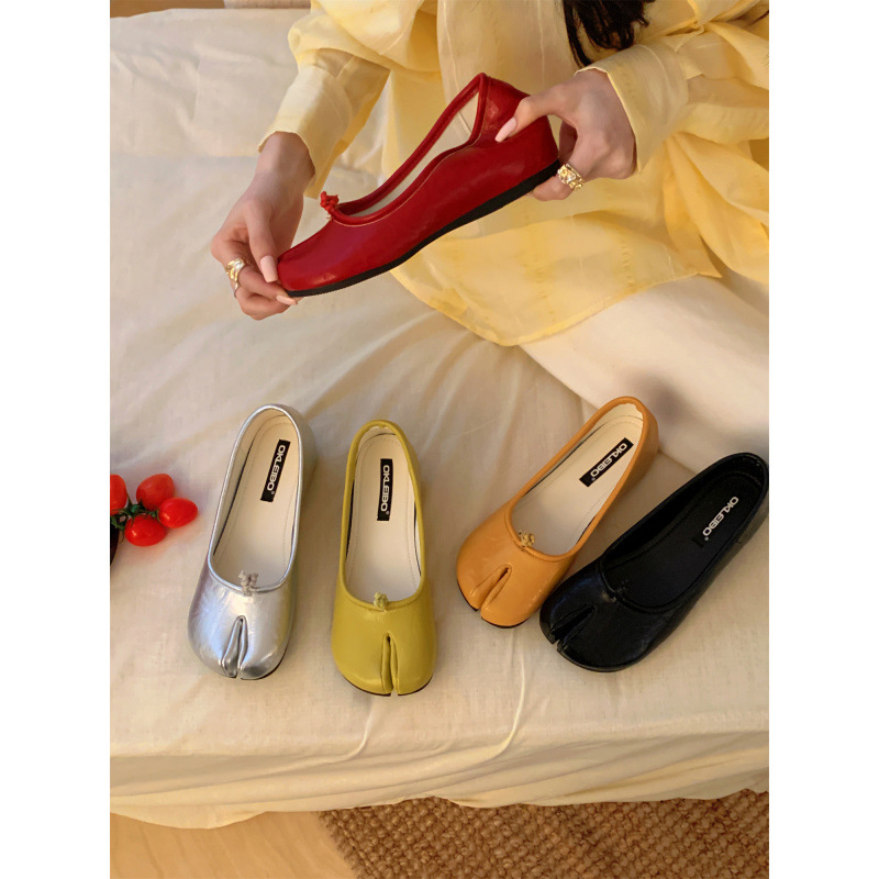 2026 New Spring Women's Loafers, Split-Toe Pig's Hoof Shoes, Slip-On Lazy Shoes, Hidden Heel Flats 2026 New Spring Women's Loafers, Split-Toe Pig's Hoof Shoes, Slip-On Lazy Shoes, Hidden Heel Flats