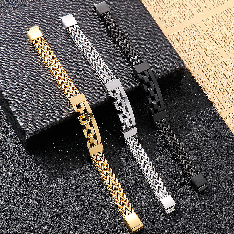 Kemstone Titanium Steel Hollow Square Bracelet for Men - Silver, Gold, Black ราคา 509 บาท*ส่งฟรี