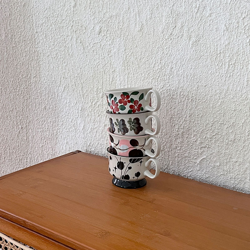 Retro Pastoral Flower Ceramics Water Bottles 1 Piece display picture 6