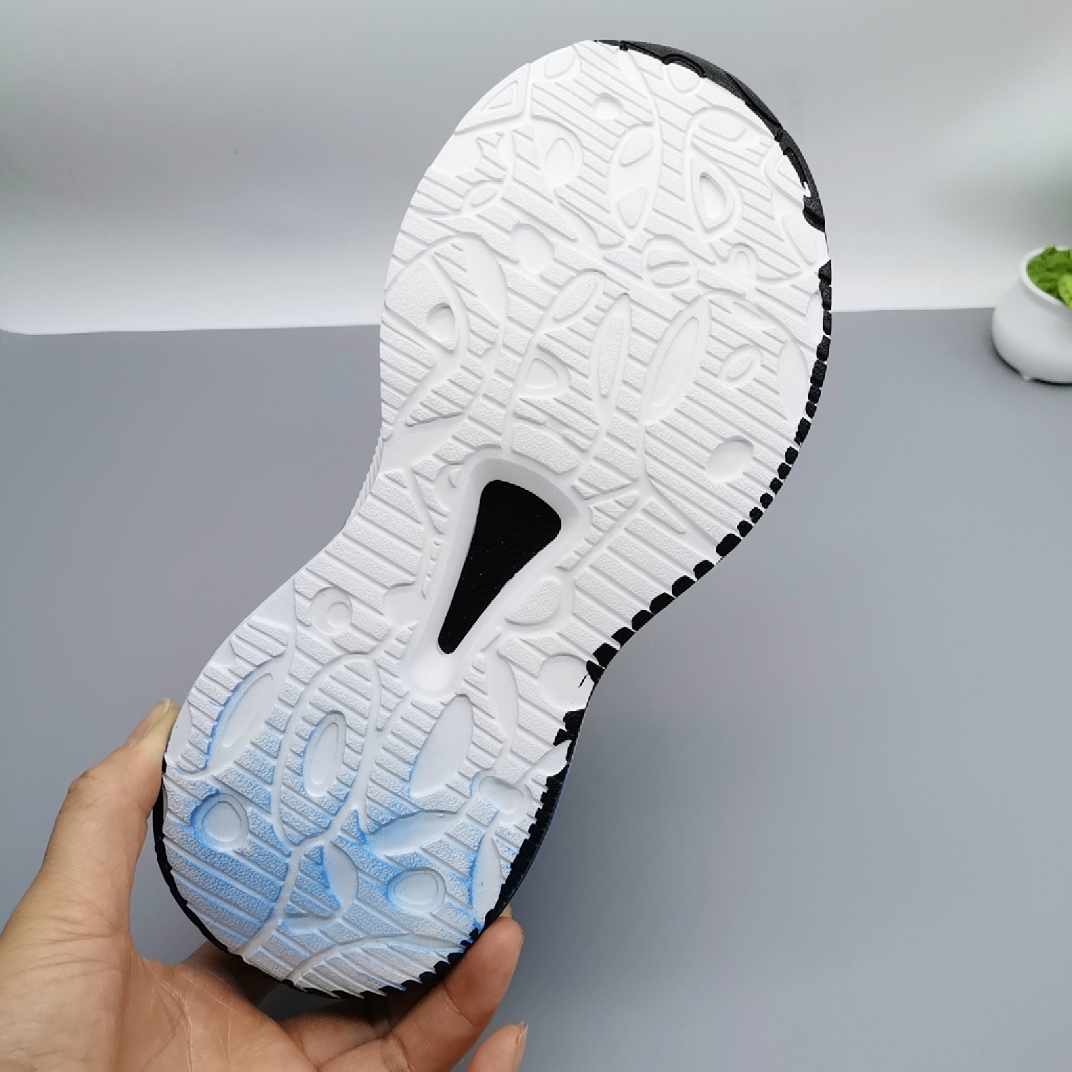 Calzado deportivo de red transparente para niños 38-42 yardas 2025 malla de verano nuevos zapatos para niños zapatos de papá para niños de gran tamaño