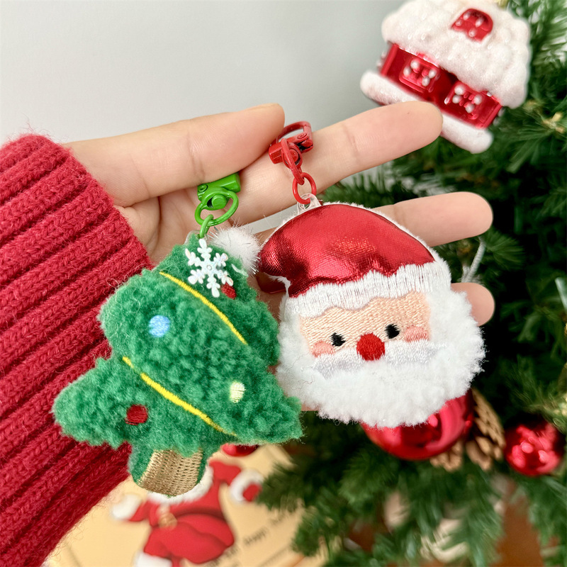 クリスマスのかわいい雪だるまのぬいぐるみのキーホルダーのペンダントの少女の心のバッグの装飾のクリスマスの贈り物の卸売り|undefined
