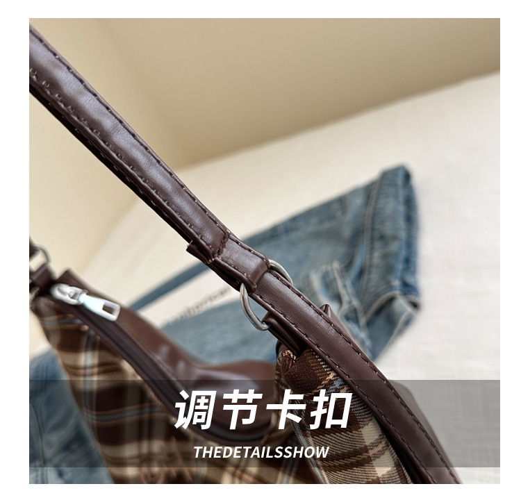 A new 2024 trendy and stylish backpack for women, featuring a cartoon checkered single-shoulder crossbody bag and a tote bag undefined