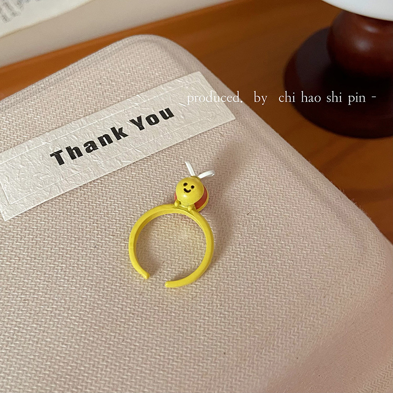 Due piccole api! Anello a forma di ape in conchiglia, carino e giocoso, per donna, unico, squisito, elegante e versatile._voghion.com