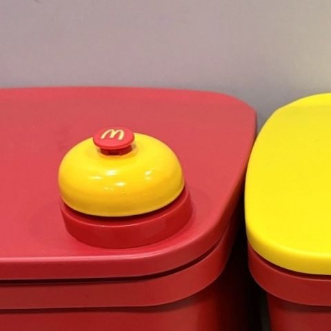 Tongji Mai Mai encantador pedale de basura sala de estar con cubierta doméstica de alto valor facial inodoro de gran capacidad de cocina de color contrastante