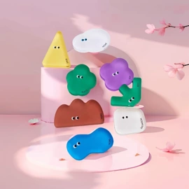 动漫立牌;钥匙扣及钥匙扣配件;冰箱贴