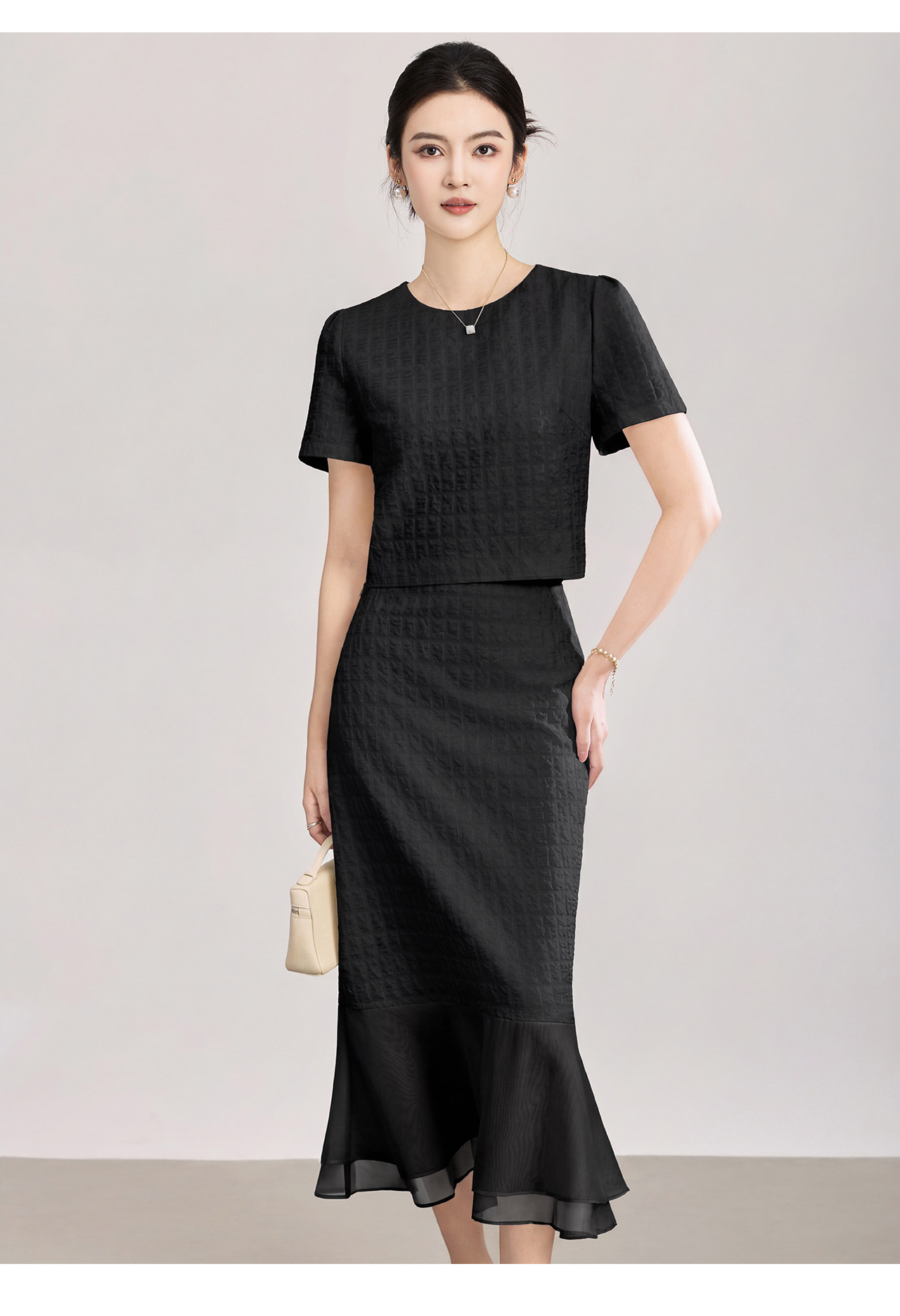 Set áo ngắn phối váy xếp tầng organza nữ tính — màu đen chi tiết 17