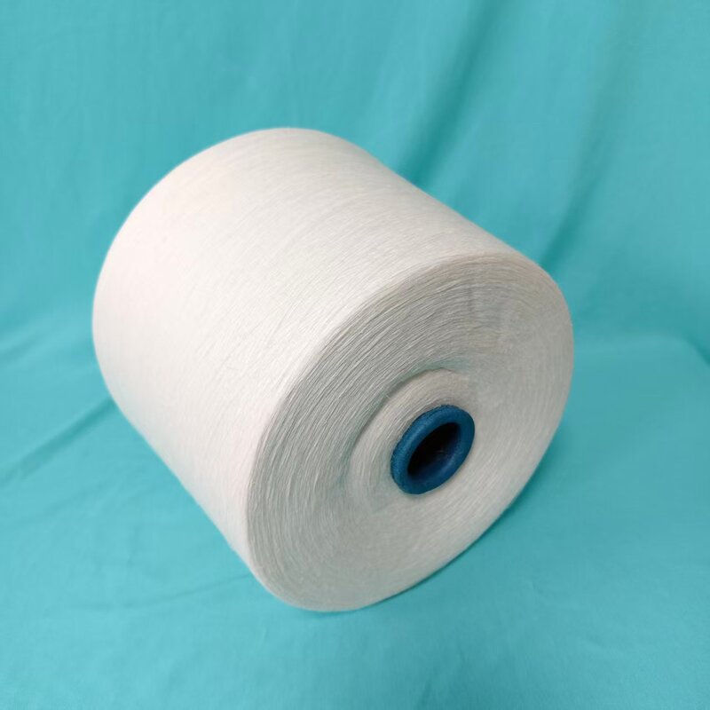 Combed Cotton Yarn Is in Stock 16S, Both Knitted and Woven, with Even Stripiness and Soft Feel