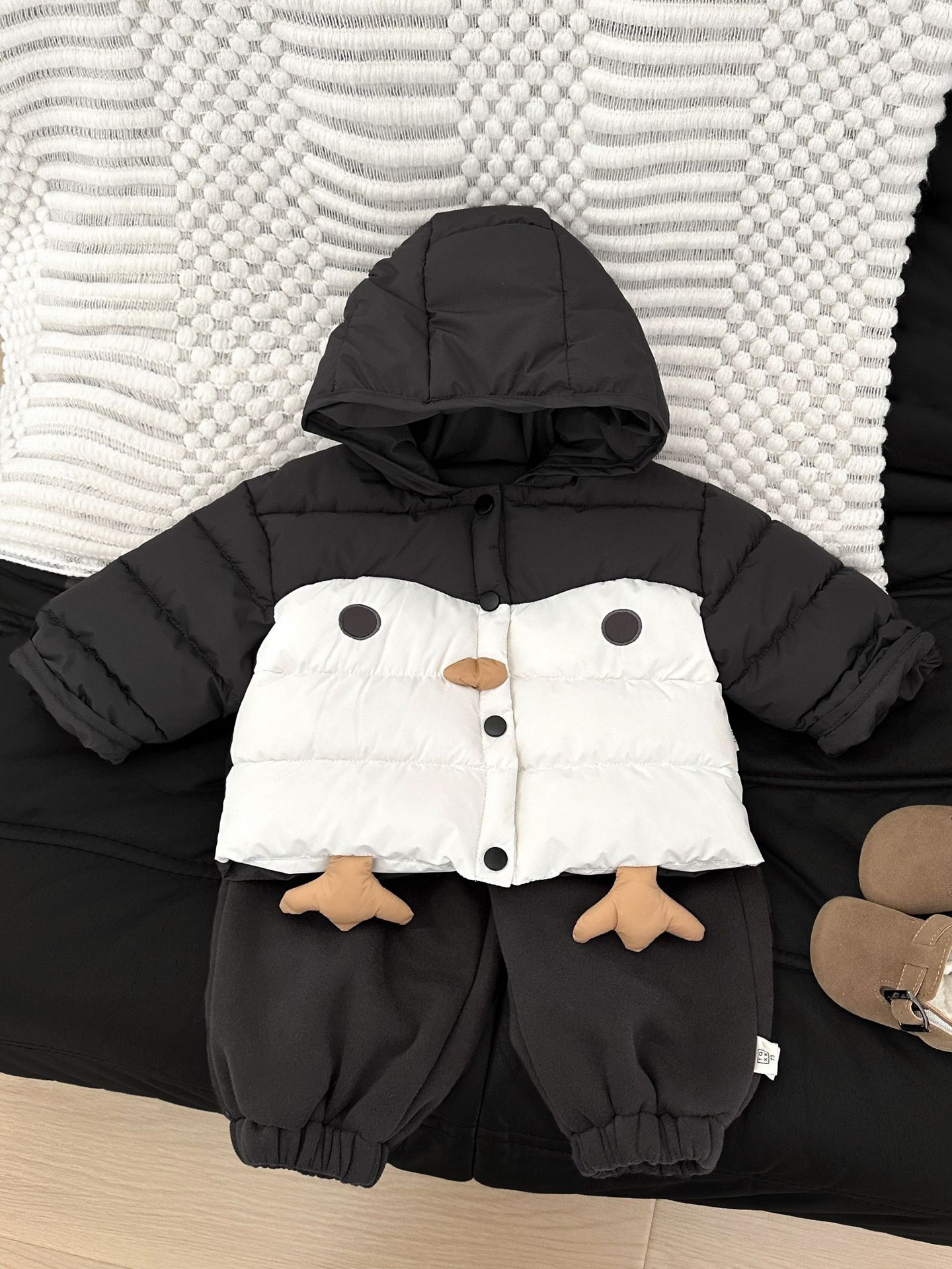 Super lindo bebé otoño invierno chaqueta de algodón nuevo lindo bebé dibujos animados engrosado chaqueta de algodón caliente para niños