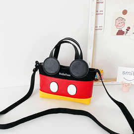 儿童包2025新款日系卡通宝宝单肩包男女童出街配饰斜挎包零钱包包