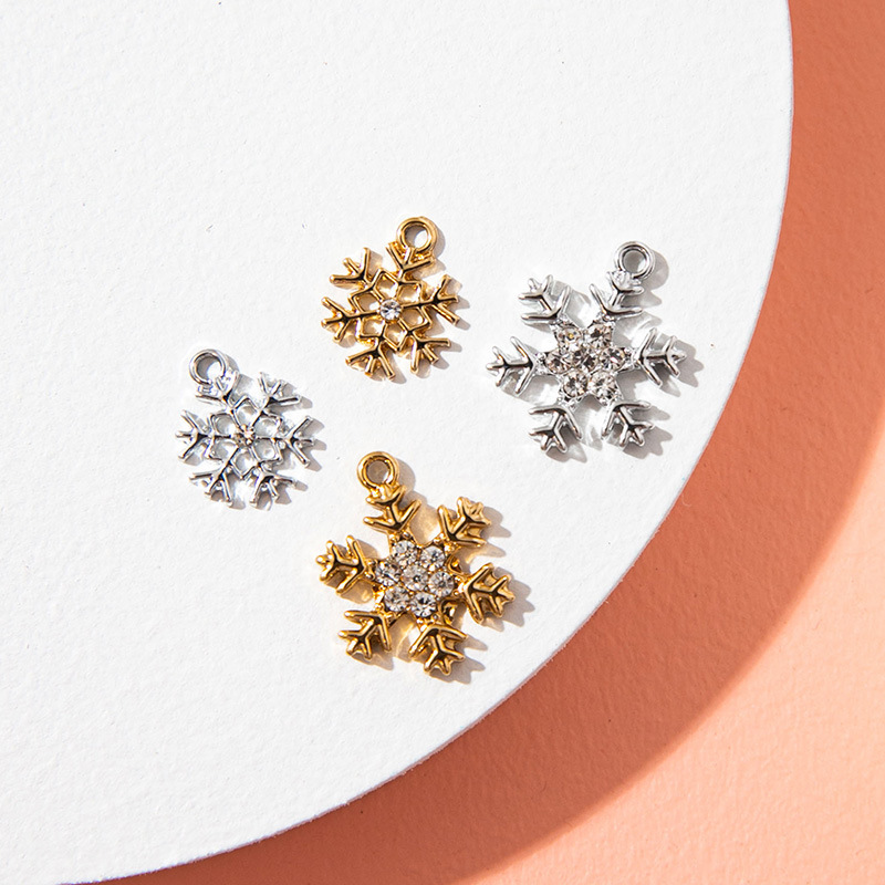Snowflake diy Pendant Earrings Bracelet Women's Pendant Spot Zinc Alloy Plating Diamond Jewelry Small Accessories