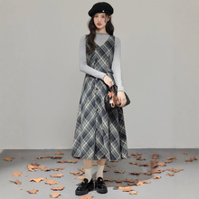 秋冬学院风磨毛格纹法式复古格子连衣裙女收腰显瘦气质A字长裙子